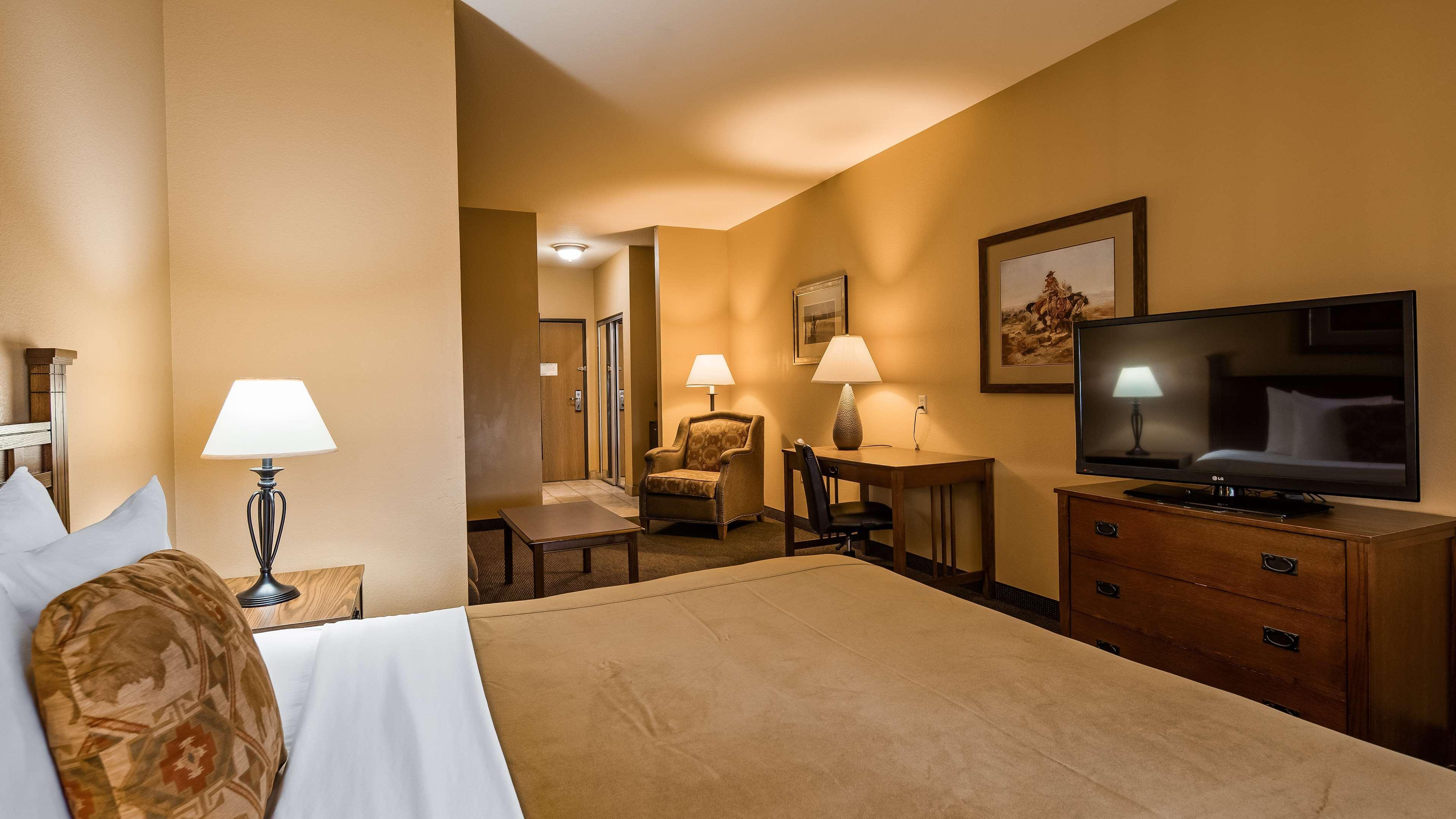 Best Western Plus Country Inn & Suites Додж-Сити Экстерьер фото