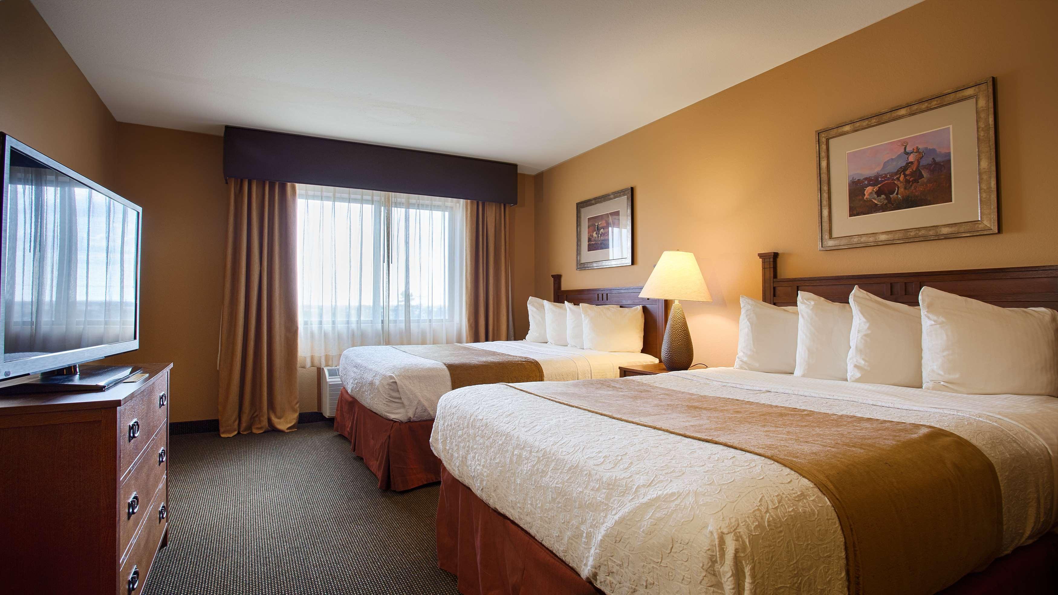 Best Western Plus Country Inn & Suites Додж-Сити Экстерьер фото