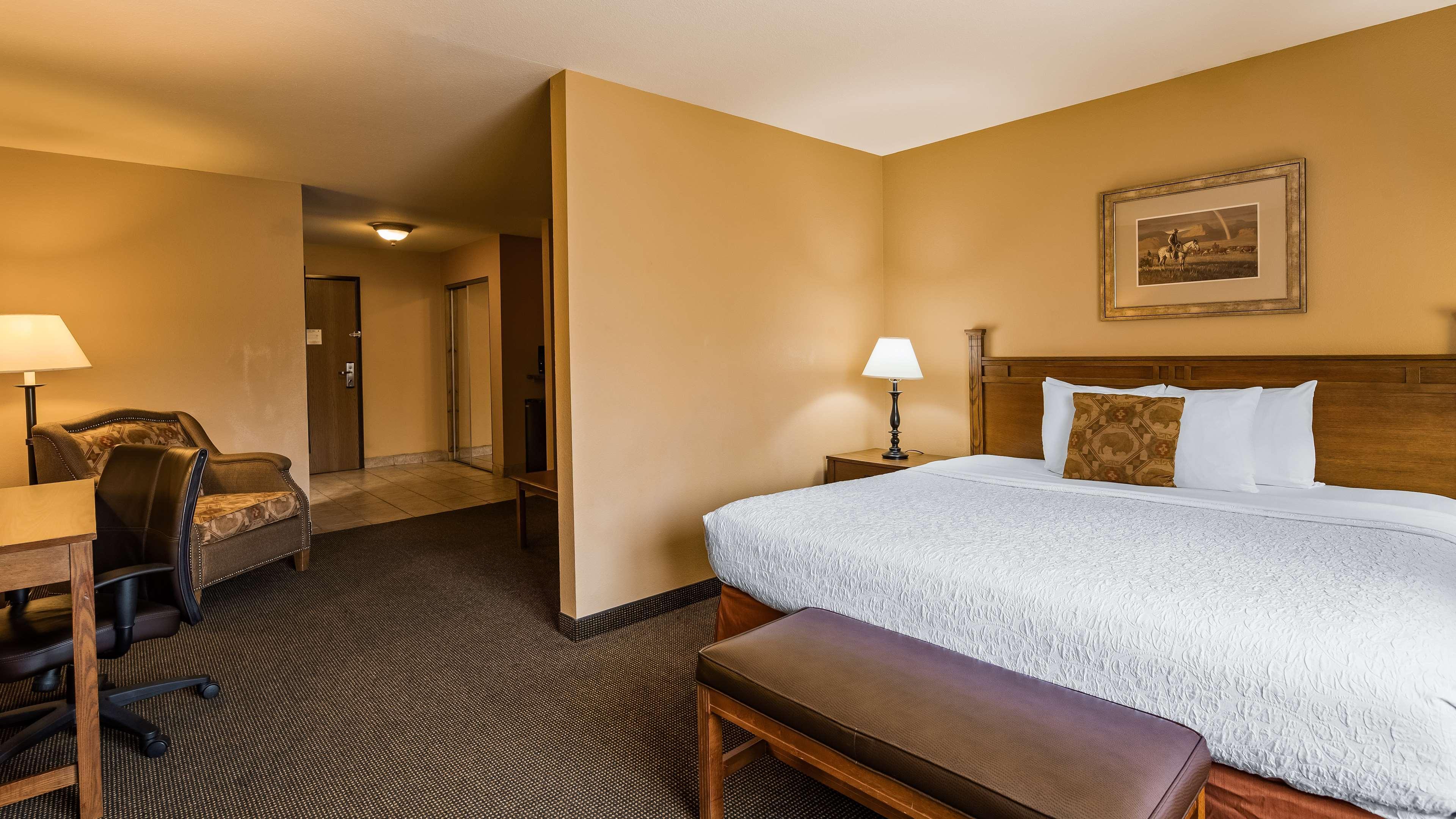 Best Western Plus Country Inn & Suites Додж-Сити Экстерьер фото