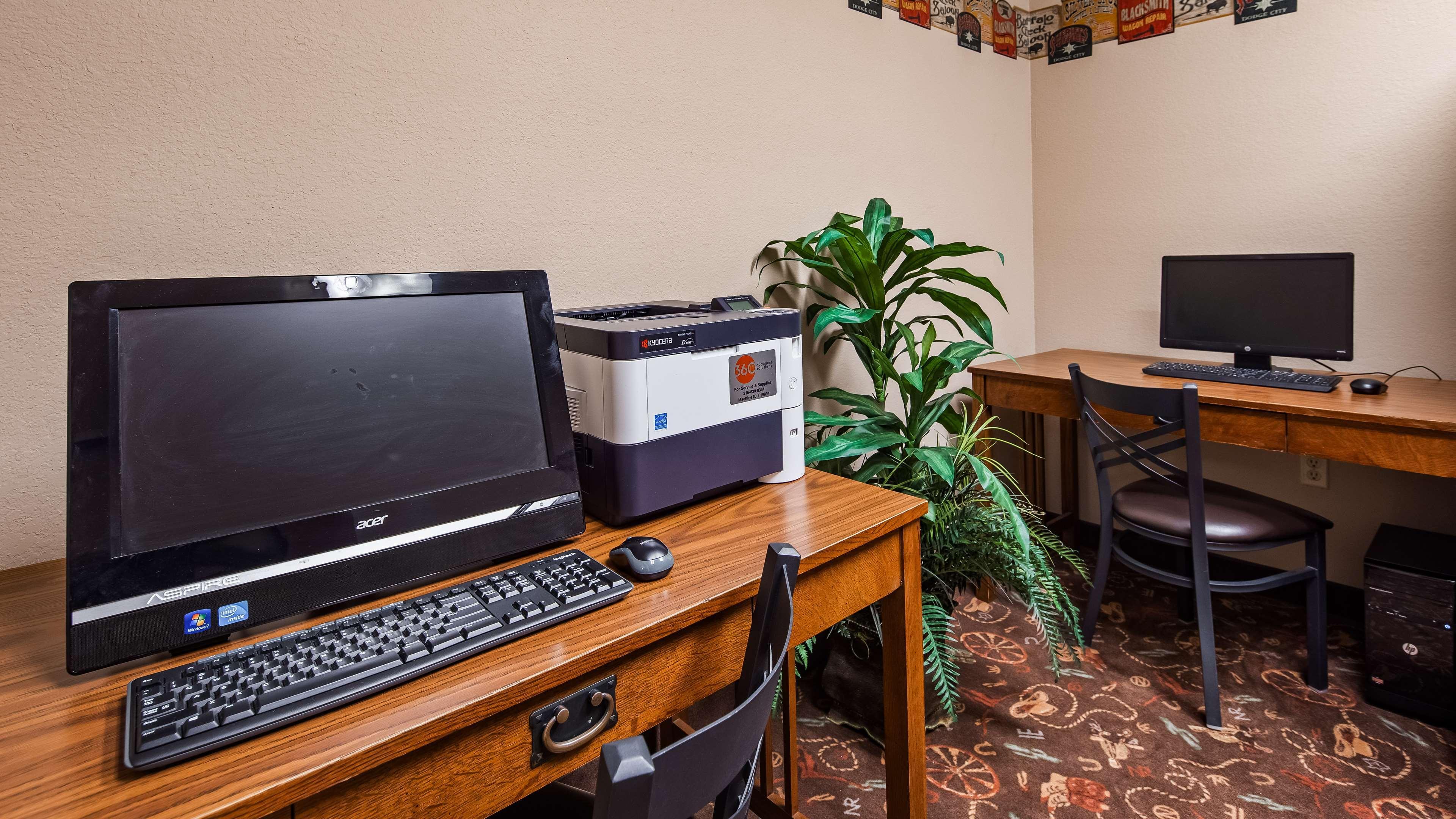 Best Western Plus Country Inn & Suites Додж-Сити Экстерьер фото